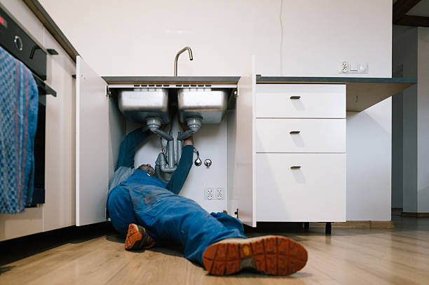 Professional Emergency Plumber technician working in Colwich, KS